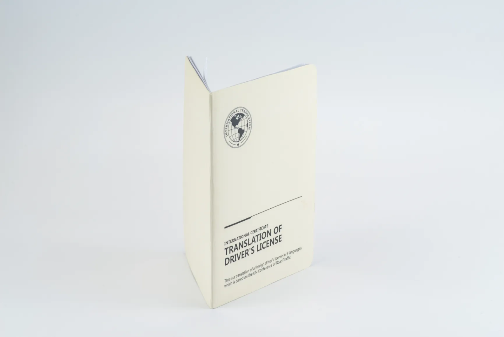 permis-conduire-international-2025 Livret beige du permis de conduire international, document officiel de traduction du permis national, conforme à la Convention de Vienne